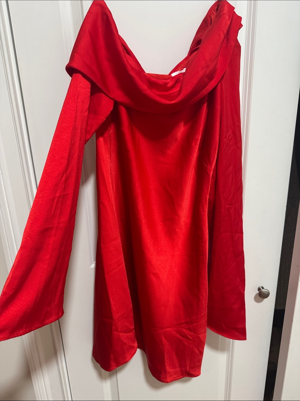 Chic One-Shoulder Red Dress